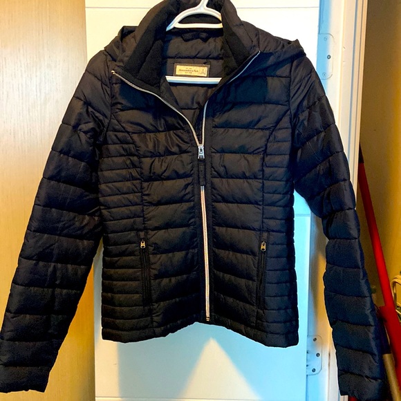 Abercrombie and Fitch Puffer Jacket - Picture 1 of 3